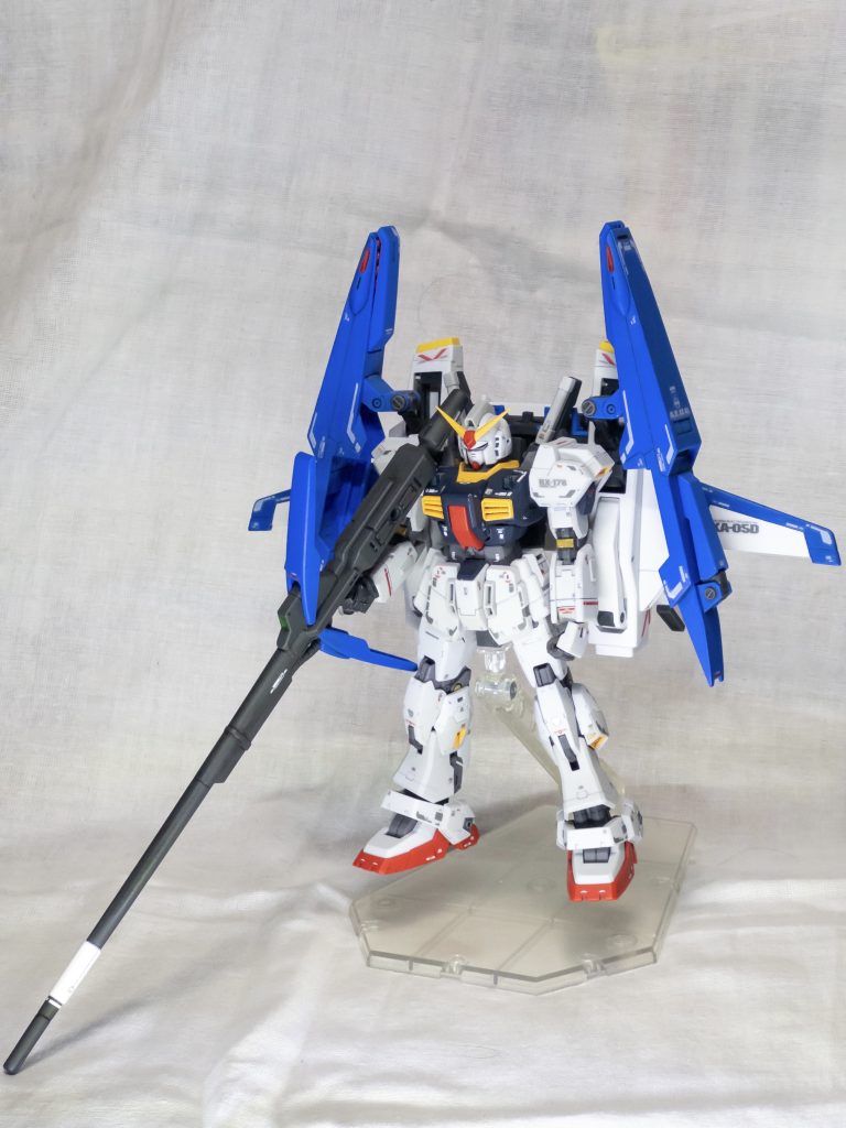 スーパーガンダムフロントビュー。