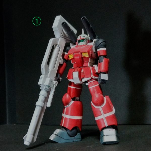 ガンキャノン武装製作その2でネタ武装を自作しました。①今回もネタ武装でみんな大好き大型兵器のRGM79F陸戦用ジムの主兵装のレールキャノンをサイズ拡大して製作しました。②今回も積層プラ板削り出しで、過去に製作した物を縮尺1.5倍の寸法で作りました。③で完成でサイズ感の比較を🤣④‚⑤でレールキャノンの詳細を🙏前に製作した時より確実に技術が上がったかと思います😊武装製作その3へ続く🙏（2枚目）