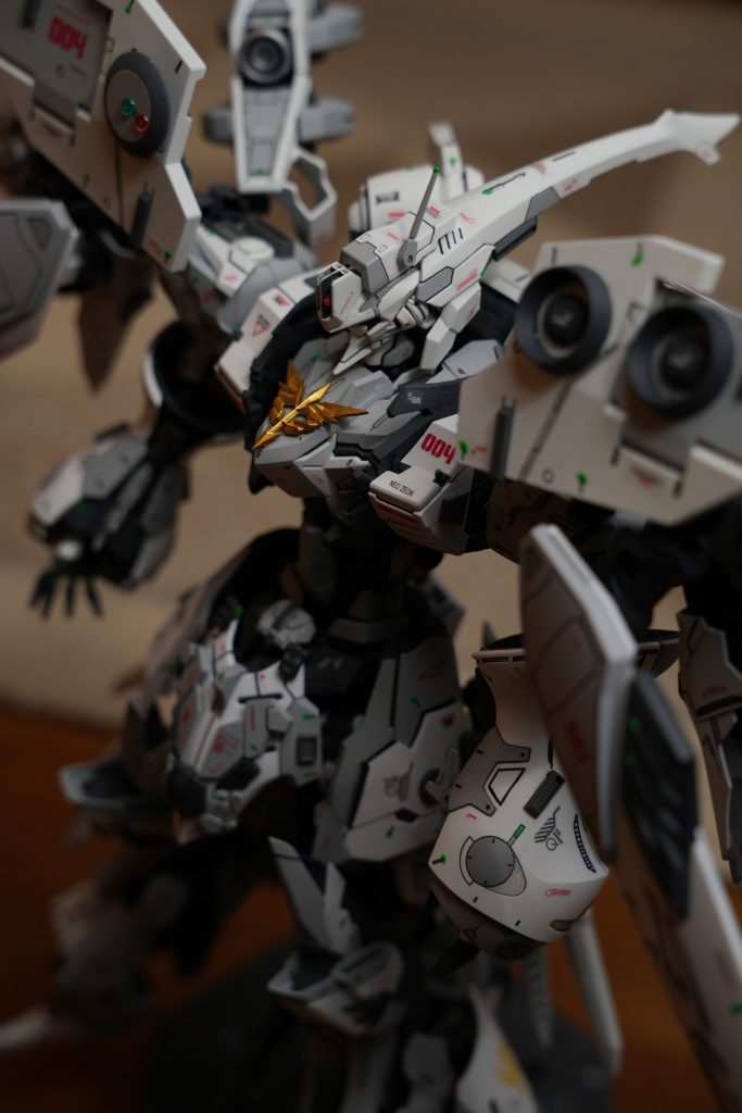 顎クイしたいですねぇ。