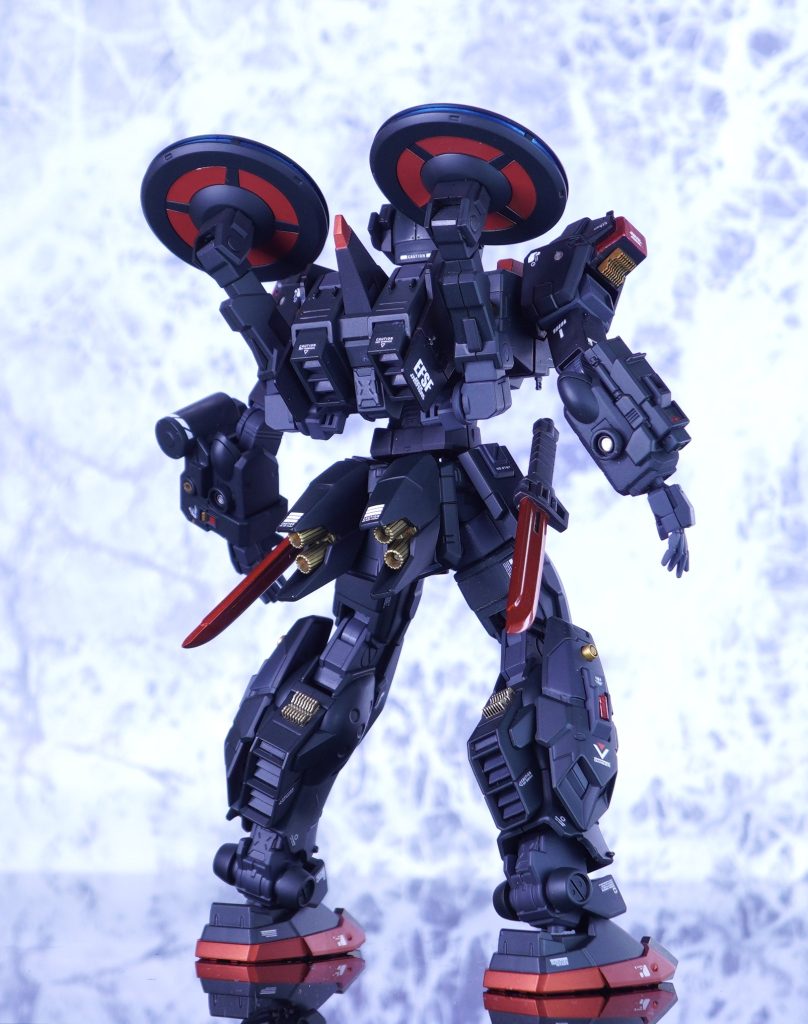 バックショット📸何気に連邦系の機体初なのでEFSFのデカール使えて嬉しいです😊