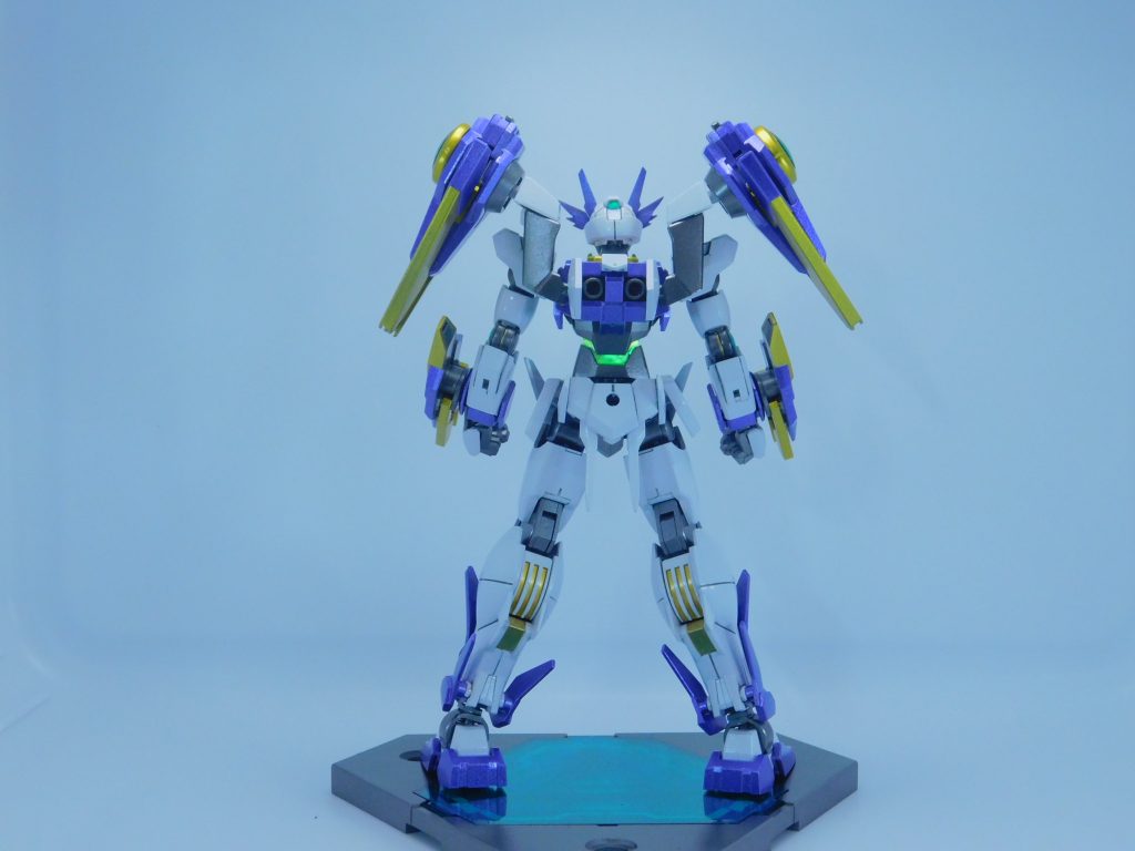 【リアビュー】後ろはかなりスッキリしてますん。