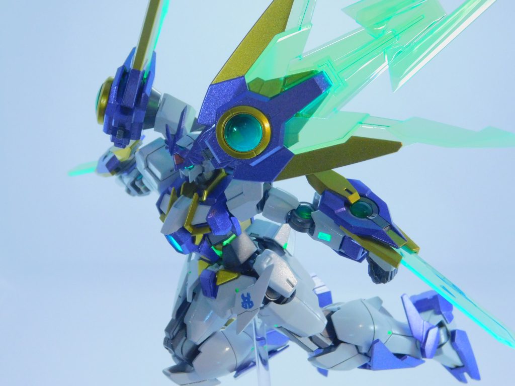 【アークブレイサーで格闘】このアングルよい。そういえば、アークドライヴを剣状態にして撮るの忘れた…(zaku-kao4)