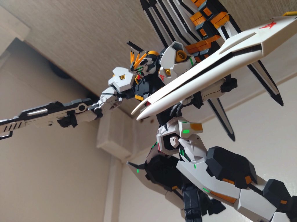 GQuuuuuuX版  νガンダム