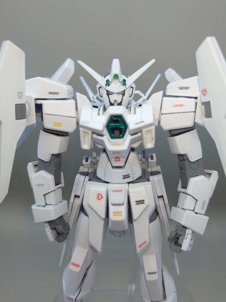 AGEシステムはシールを使わずマスキングのみで塗り分けました