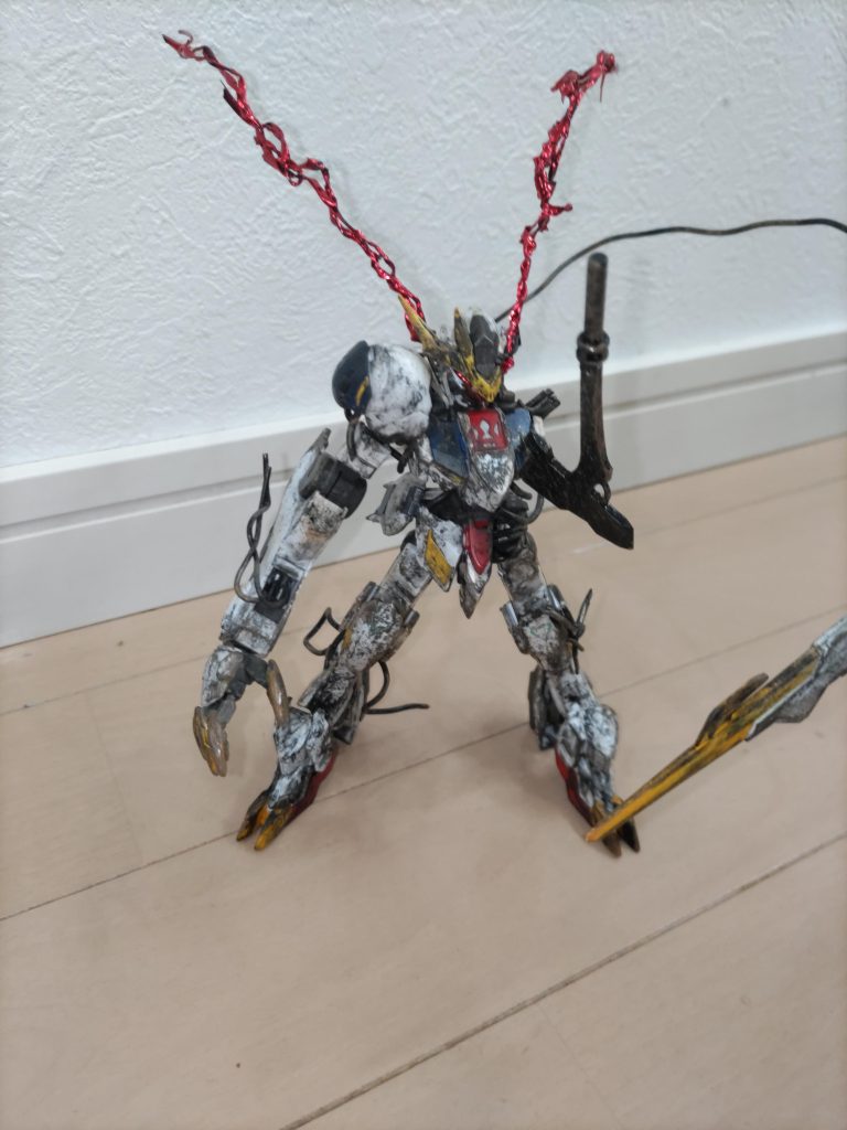 エフェクト付きの全体写真です。初めて汚し塗装してみました。