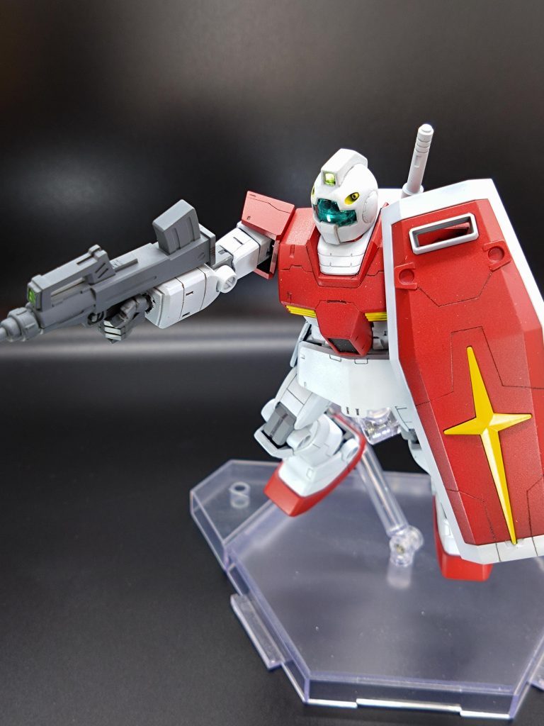 ボール軸化したおかげで元よりは可動範囲が増してます。機会があれば今度は股関節と肘関節の可動範囲も増やしたいですね。