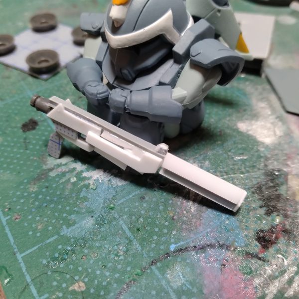 逆シャアジムIIIをエコーズジェガン参考に改造中。エコーズジェガン採用前の配備機という設定。武装がほぼフルスクラッチ（2枚目）