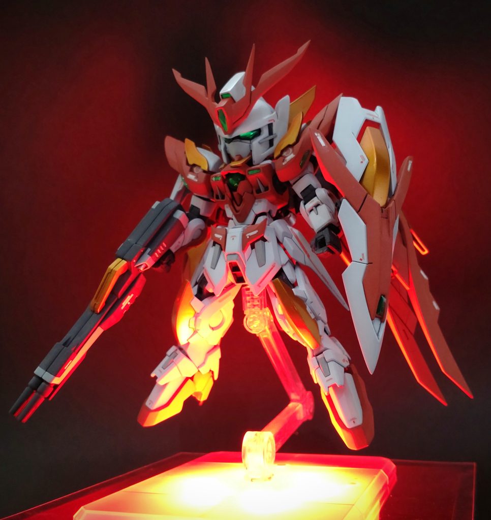 頭部はSDEXウイングガンダムゼロをベースにセミスクラッチして作りました