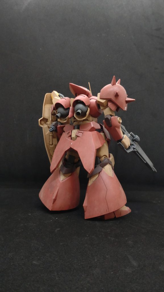 キットはF02型。角もつけてしまいました。