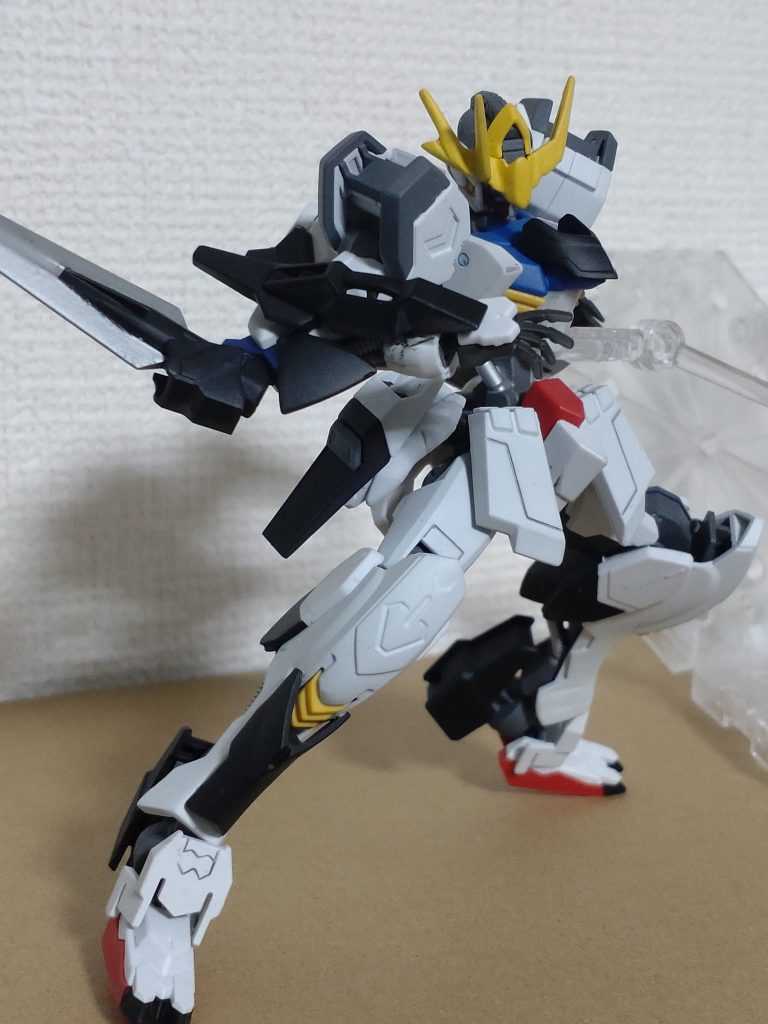 こっちの目が見えないのと、こっちの腕が動かなくなっただけ