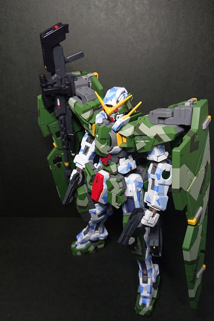 「GNピストル」もグレーでワンポイント入れてみました。