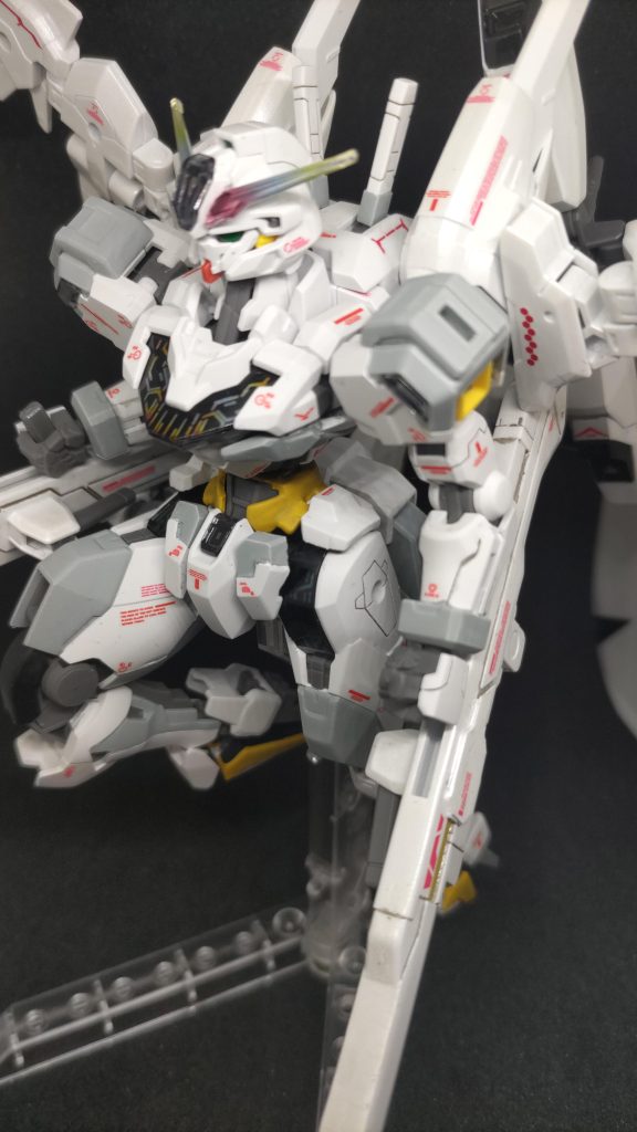 HGキャリバー　スノーホワイト–2枚目/制作者：manabuwalker_tomiro