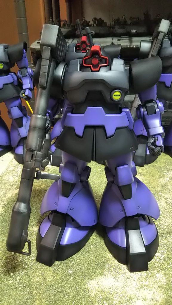 正面💦今回は、4番機と同時期に組み立てた機体をいつもの要領で塗装しました💦