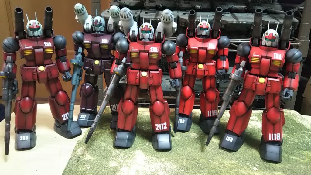 ガンキヤノン5機確認一説によるとこのモデルは6機つくられ3機が、WB3機がジャブローで作られたとか💦つまり残るはあと1機