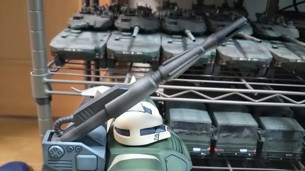 背中のビームキヤノン💦