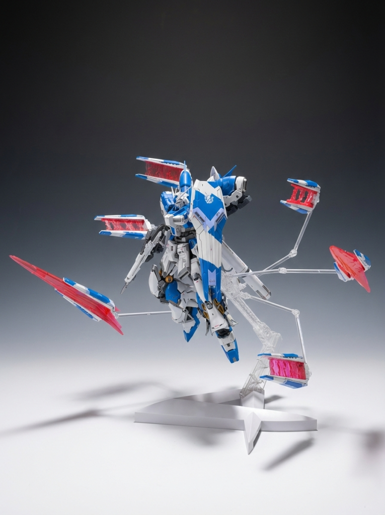 ハイパーメガバズーカランチャーには台座とファンネルエフェクトもついててかなりバリュー高いです。