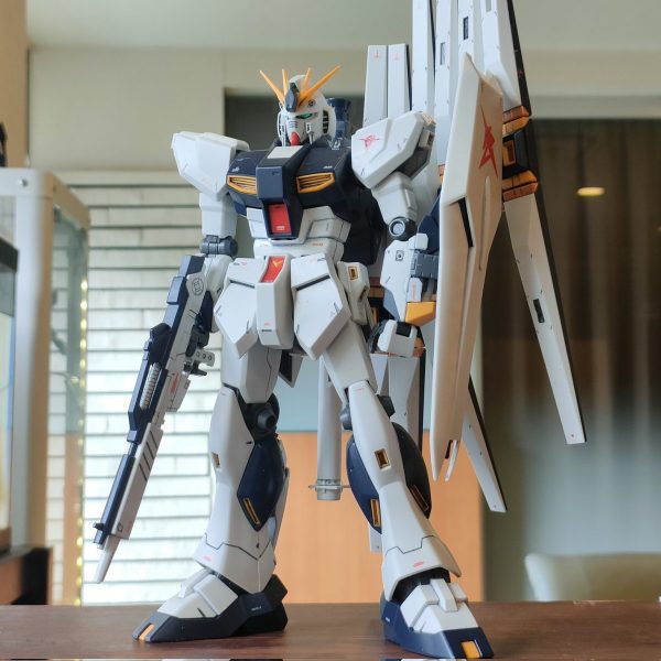 MG 旧 νガンダム