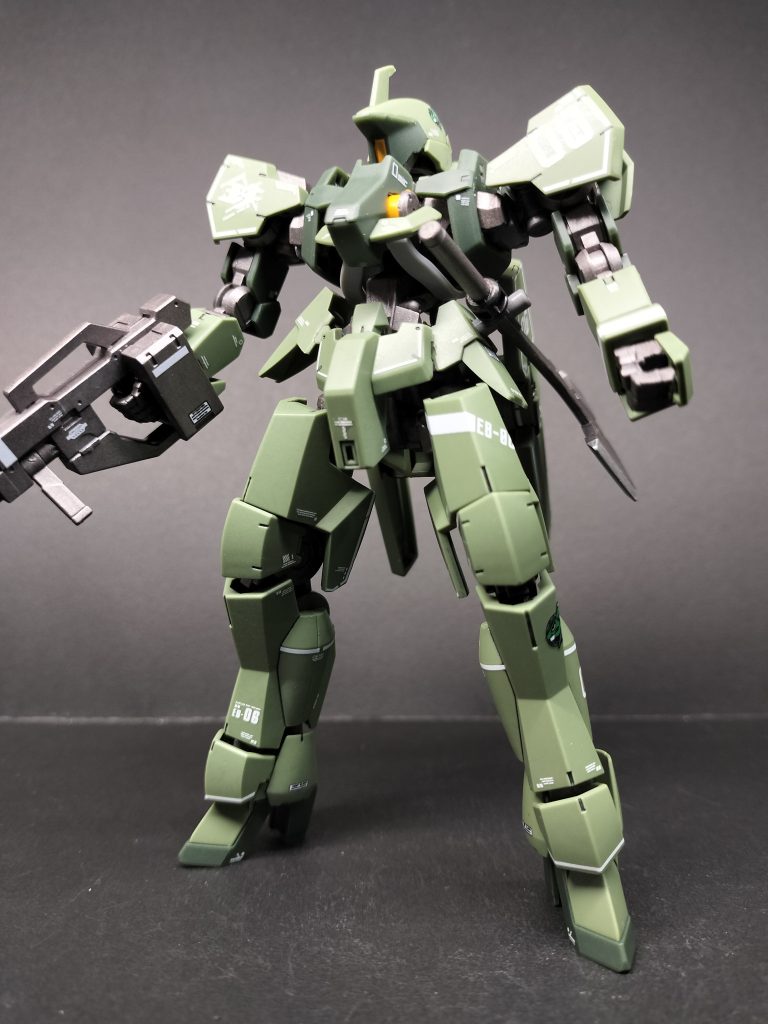 ローアングルから。意外と様になるので、これから撮っていこうと思います。