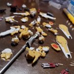 作ってるのに、残骸にしか見えない…(gundam-kao2)[…]