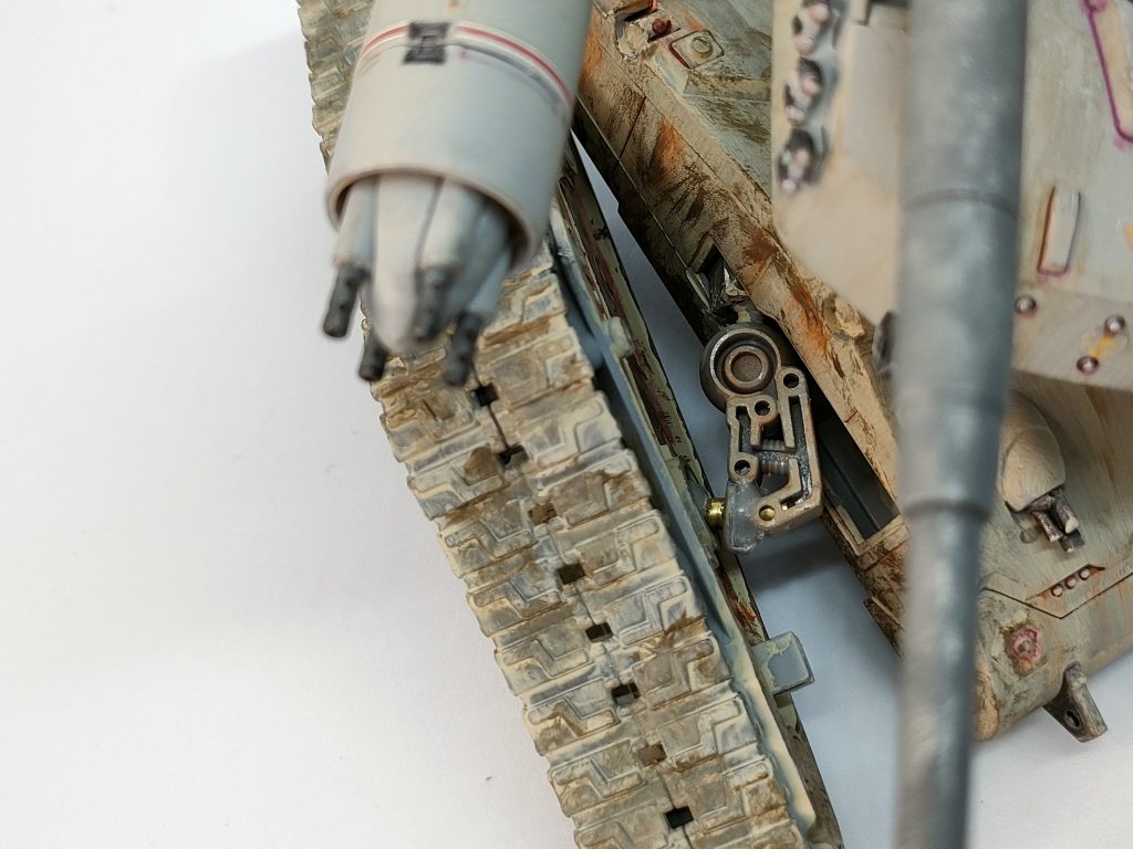 3ミリの真鍮線を通して修正