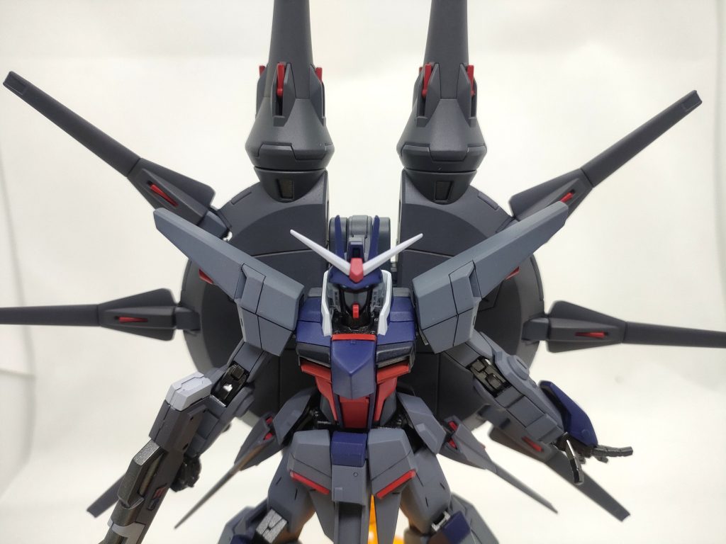HG　レジェンドガンダム　全塗装、モールド追加–2枚目/制作者：ねしあ