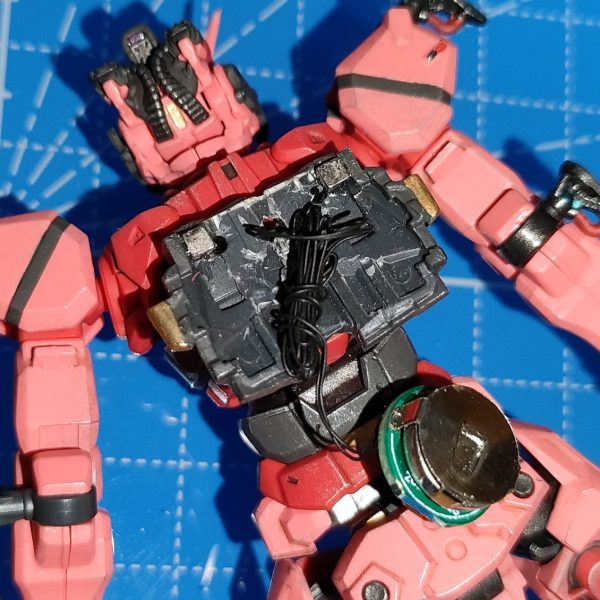 赤いガンダム電飾作業工程その3