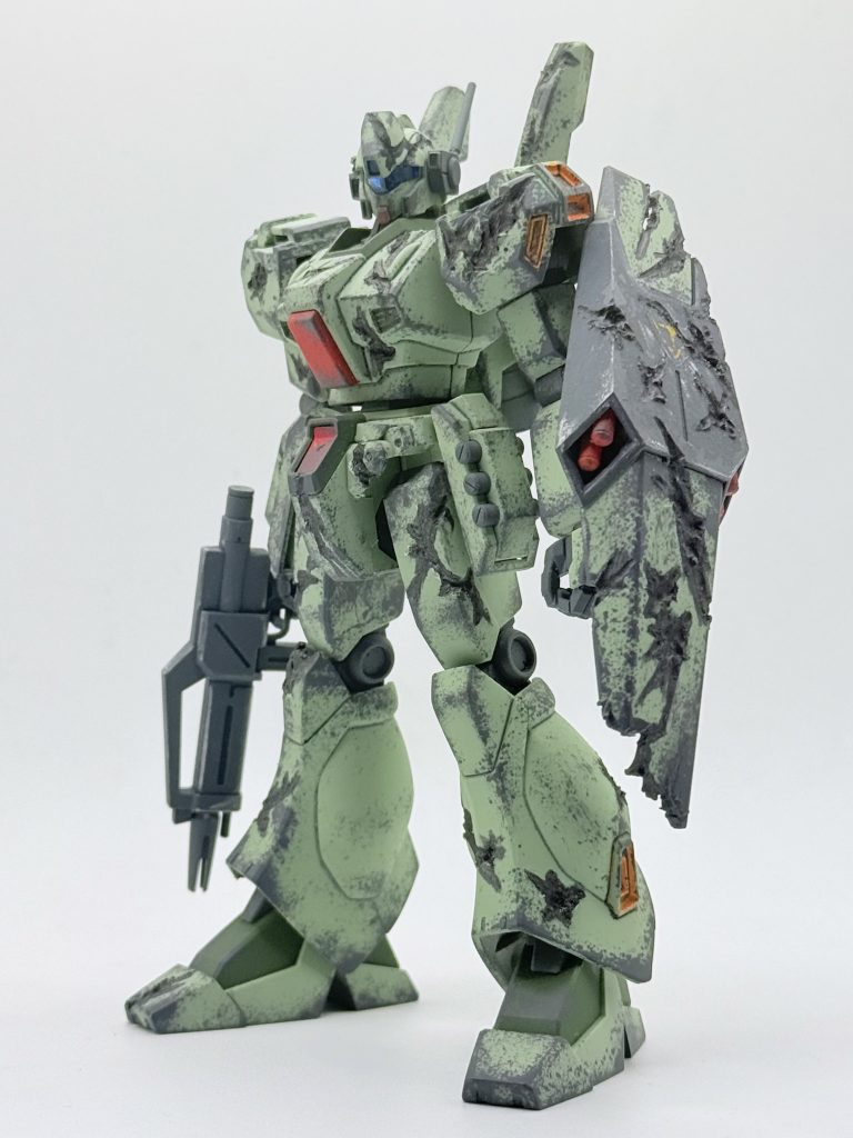 ジェガンD型 生き残りのすがた