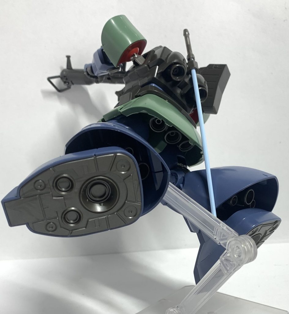 宙域戦闘後ろからゲルググもそうですが多数のバーニアがかなりイカしてますね〜!