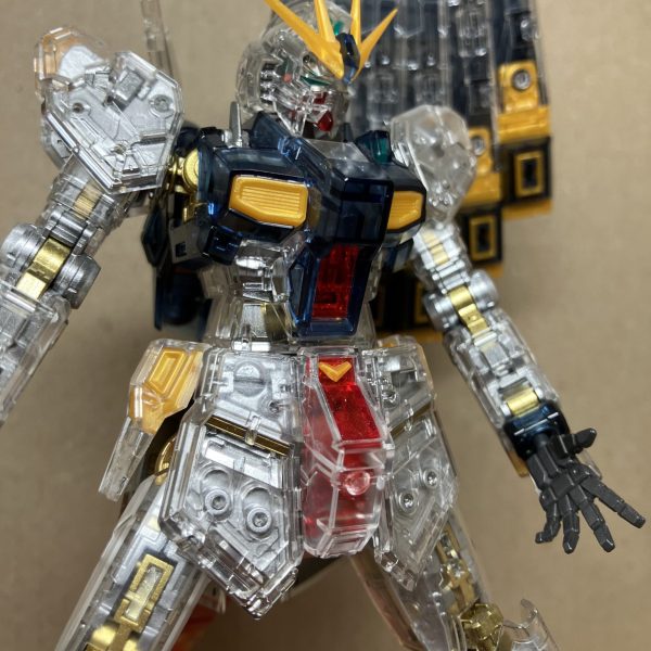 νガンダム(クリア)