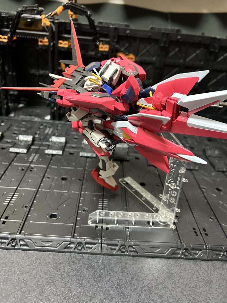 GAT-X303 AEGIS GUNDAM–4枚目/制作者：ジノービー