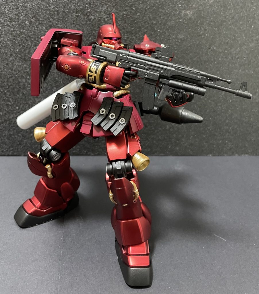 HGギラ・ズール　フル・フロンタル専用機