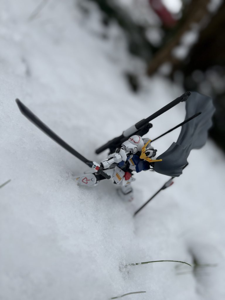 極寒！雪野外撮影withガンプラ♪