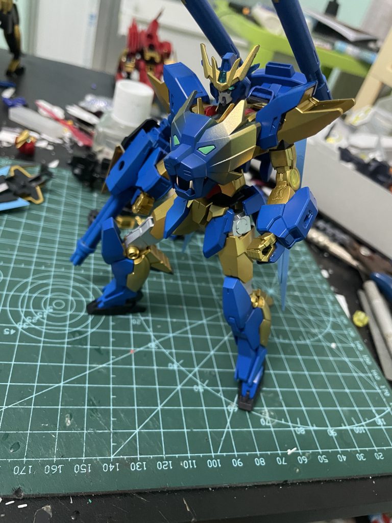 hg leon buster 50 custom–2枚目/制作者：@NguynTh83286236