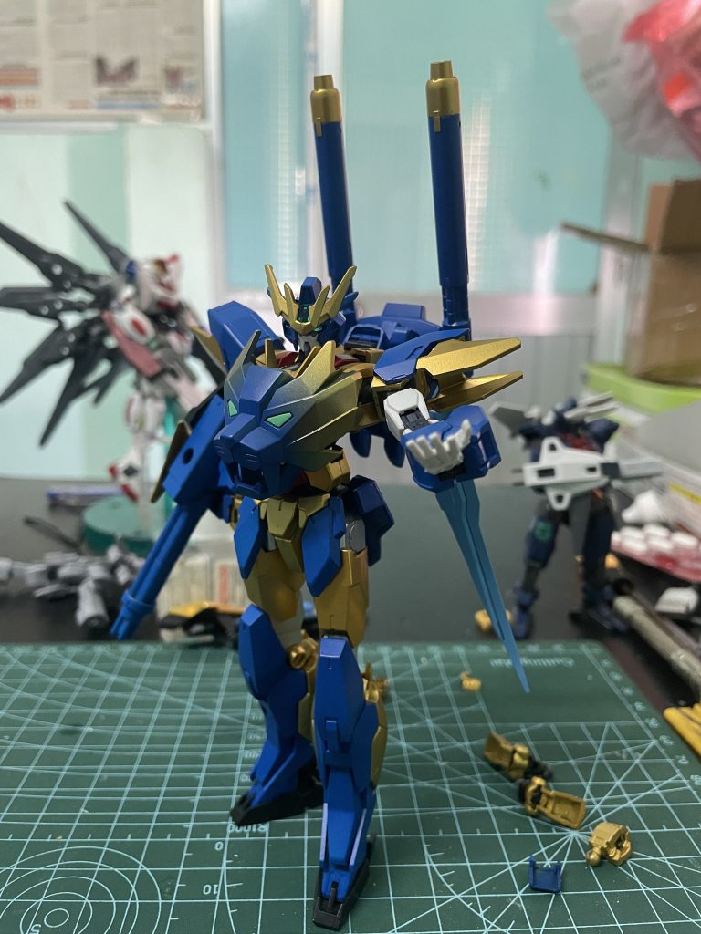 hg leon buster 50 custom–3枚目/制作者：@NguynTh83286236