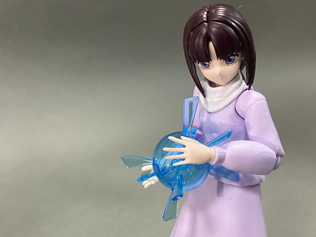 ジャンクを漁っていたら、ちょうど良いドーム君がいたので持たせてみました。何かに覚醒したニュータイプみたいになりました^_^