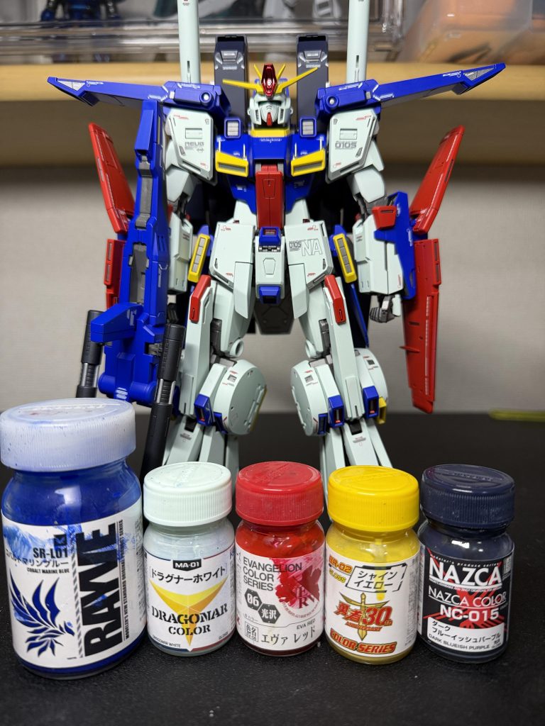 外装:(白)グレサフ→ドラグナーホワイト、(青)グレサフ→コバルトマリンブルー、(赤)グレサフ→エヴァレッド、(黄)グレサフ→シャインイエロー、(黒)グレサフ→ダークブルーイッシュパープルフレーム:ガンメタサフ、武器:黒サフ→ガンブルーメタリックトップコート:スーパースムースクリア