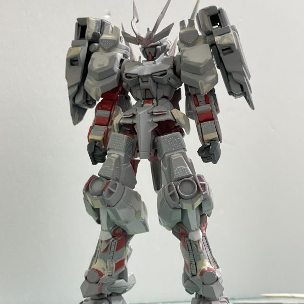 久しぶりに戦国の進捗をば…。個人的には結構変わったなと感じたので上げたんですが…前回と些細なところしか変わってないですかね😂良くはなってると思うのでもう少し煮詰めて塗装入れたらなと思います。（2枚目）