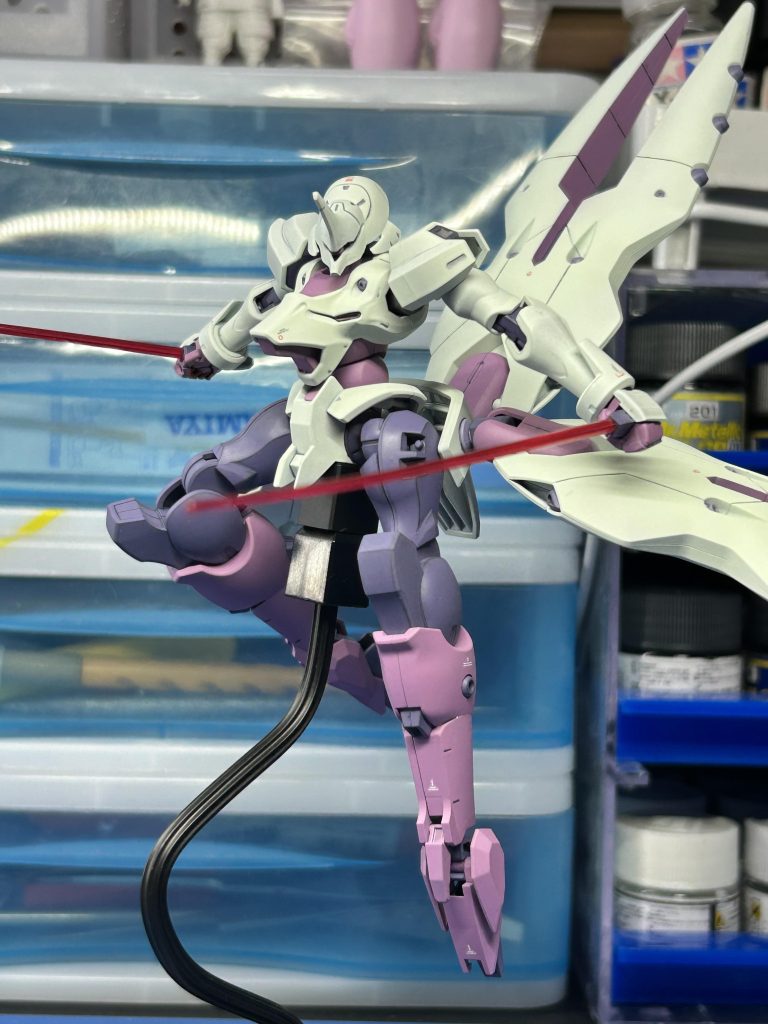 唯一の手持ち武器サーベル抜刀まさかのターンエータイプの細々エフェクトでビックリ！