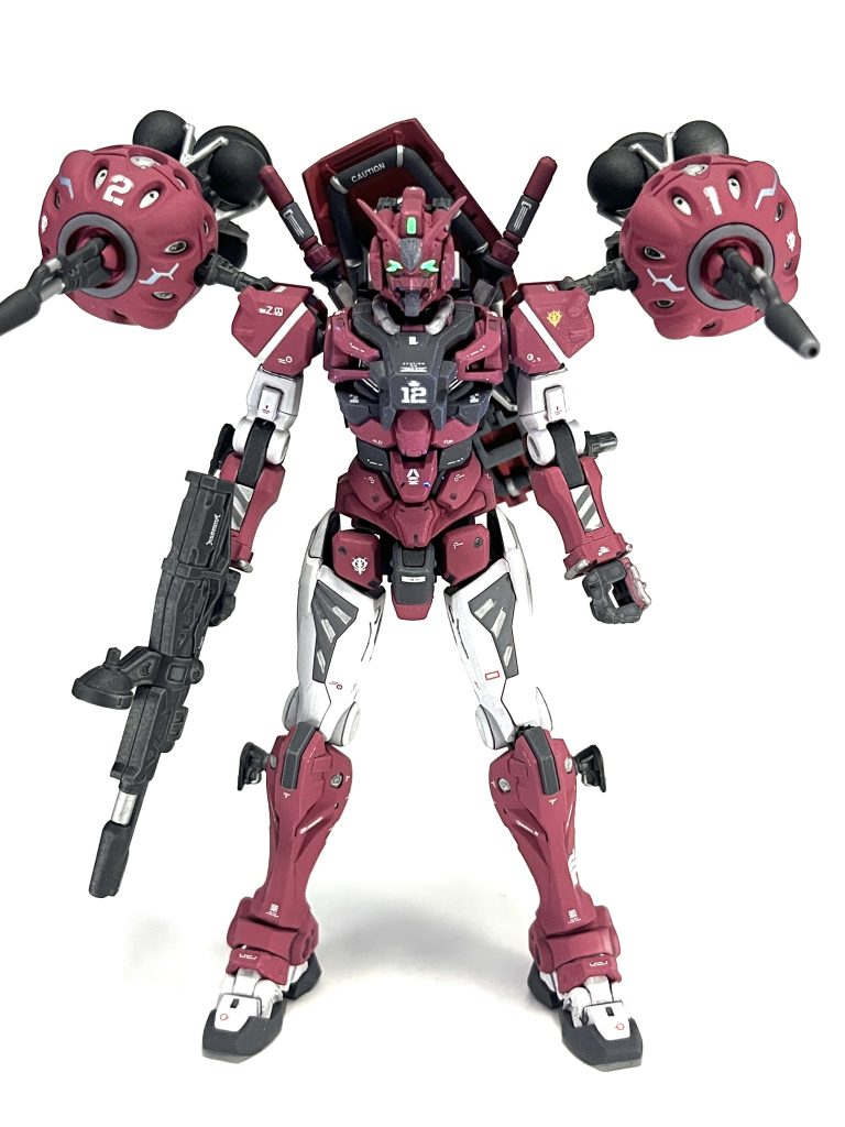 一部蛍光塗料で塗装したのでUVライトで光ります