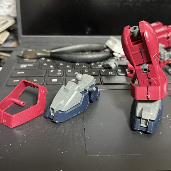 1/100 レオパルドD アンクルガード接続変更