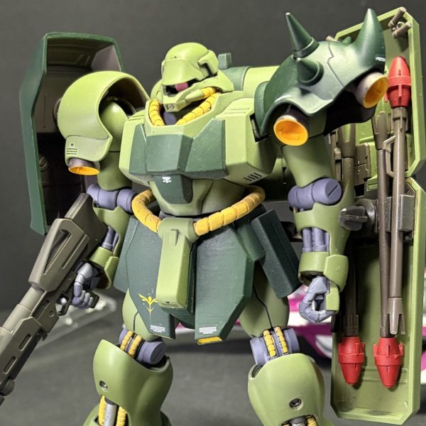 HG ギラ・ドーガ