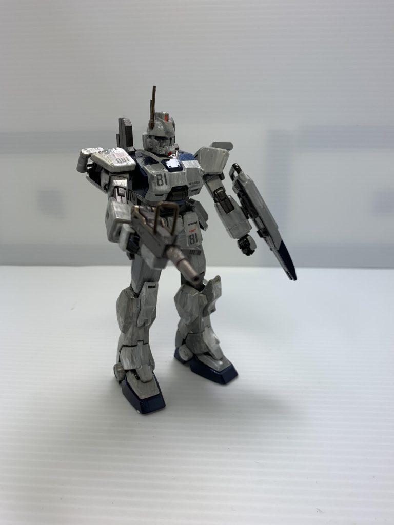 マシンガンに持ち替え。