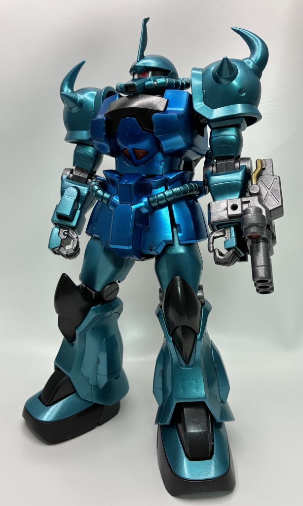 今回は、青い部分をタミヤさんのメタルシルバー下地にクリアブルー（クリアグリーンをちょっとだけ追加）他は青竹色で塗装しました。