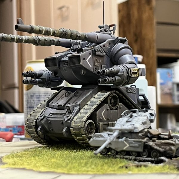 「そろてん!」申し込みできました😄。6月14日(日)11:00〜17:00 静岡駅南口のサウスポット静岡3階「静岡ホビースクエア」にて開催です。人様に現物をお披露目するのはこれが初めてです😅。展示ブースサイズは600×450なので「ベルゲガンタンクのジオラマ」+「オデッサ市街戦のジオラマ」か?「キャルフォルニアベースのビッグサイズジオラマ」か?はたまた制作中の「ドムトローペンの新作ジオラマ」か?どれを展示するか?まだ決めかねています。日頃、応援して頂いてるGUNSTAフォロアーの皆様、宜しければ静岡へ遊びに来て下さい!会場は駅の目の前です。地元開催ではあるのですが現在の模活拠点が単身赴任先の名古屋なのでそのうちジオラマを陸送します😭。(6枚目)