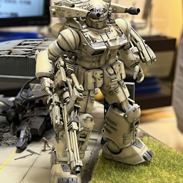 「そろてん!」申し込みできました😄。6月14日(日)11:00〜17:00 静岡駅南口のサウスポット静岡3階「静岡ホビースクエア」にて開催です。人様に現物をお披露目するのはこれが初めてです😅。展示ブースサイズは600×450なので「ベルゲガンタンクのジオラマ」+「オデッサ市街戦のジオラマ」か?「キャルフォルニアベースのビッグサイズジオラマ」か?はたまた制作中の「ドムトローペンの新作ジオラマ」か?どれを展示するか?まだ決めかねています。日頃、応援して頂いてるGUNSTAフォロアーの皆様、宜しければ静岡へ遊びに来て下さい!会場は駅の目の前です。地元開催ではあるのですが現在の模活拠点が単身赴任先の名古屋なのでそのうちジオラマを陸送します😭。(7枚目)