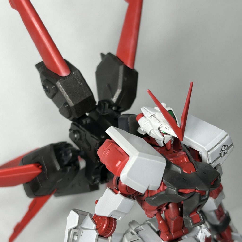 ガンダムレッドフレイム(フライトユニット装備)