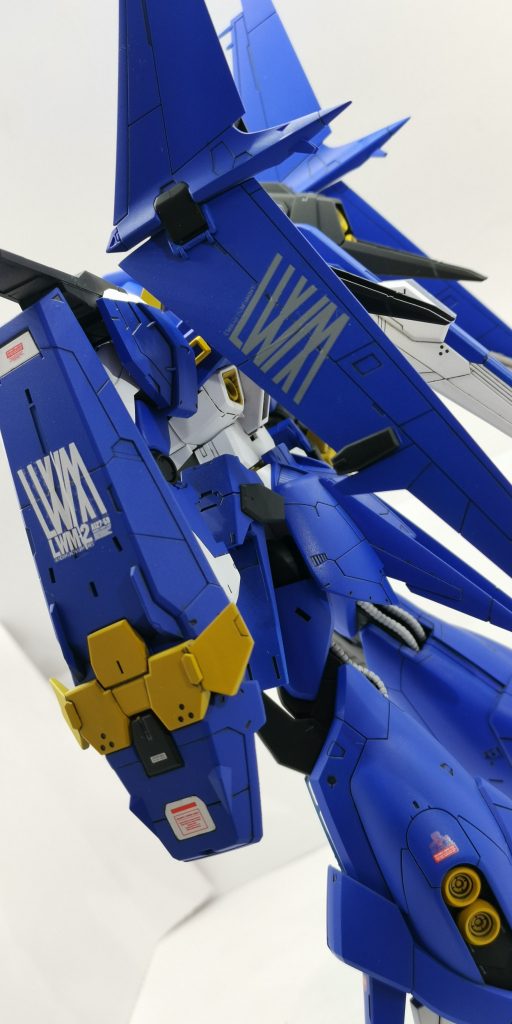 主張強めのデカールが映えます。