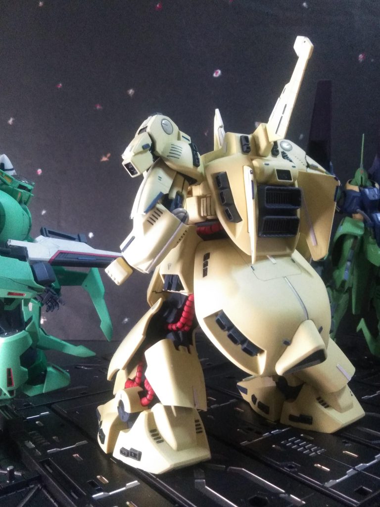 0088 年 2 月 21 日『オト・コノムスメ作業日誌』『レコア姐さんのパラス・アテネ』の猛攻に『ガンダム Mk-Ⅱ』は追い詰められている様だ💖『Mk-Ⅱ』を助けようと『カスタム化されたネモ』が！それを食い止め様と『サラ姉さんのボリノーク・サマーン』が割って入る🎵あぁ！『Mk-Ⅱもネモ・カスタム』も終わったな🎶｢｢｢なﾂ‼️｣｣｣『ラーディッシュ』がこの２機を庇った💦『轟沈するラーディッシュとサラ姉さん共々爆散するネモ・カスタム』を横目に『Z ガンダム』が『Mk-Ⅱ』を何処かに連れて行った・・・『グリプス 2 のコロニーレーザー』の照準が『ティターンズ艦隊』へ向けられている事を察知した『パプテマスさま』は『ジ・O』を駆って『グリプス 2 内部』に進撃👏👏👏その後を『重装備型のデルタ ガンダム』と『キュベレイ』が追い縋る💢｢くぅッ‼️｣『Ζ ガンダム』も来ただとｩｩ💢💢&nbsp;｢｢｢そんなヤツら！みんなヤッツケチャえッッ❗❗❗｣｣｣&nbsp;『パティマスさま💕💕』&nbsp;&nbsp;&nbsp;と、云うわけで妄想ζ 傲慢の巨人ver, ζ&nbsp;『PMX-003 ジ・O』『オト・コノムスメ整備兵』をご紹介 ✨😌✨