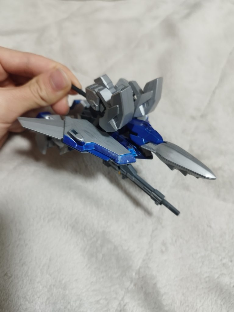 多分ウェーブライダー形態、SDとは思えないほど戦闘機に見えるしかっこいい顔以外パーツが余らないのいいですね