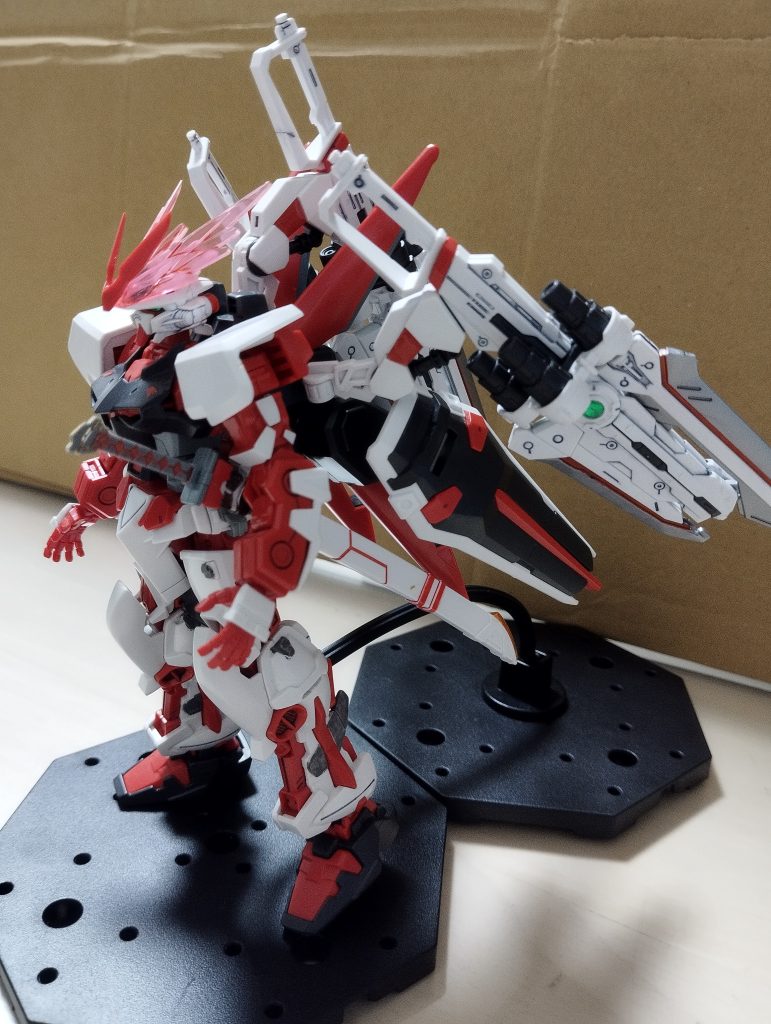 左から。武装モリモリでこのアングル好きです。